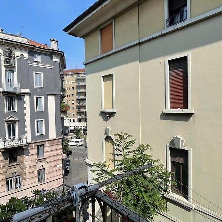 Appartement House In The City Center-Casa Nel Centro Della Citta à Milan Extérieur photo